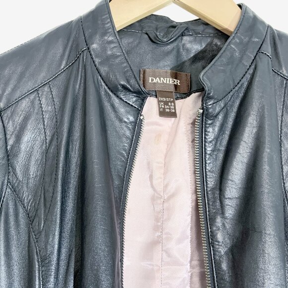 Vintage Y2K Black Leather Biker Jacket by DANIER / Made in Canada / size X-Small - Picture 14 of 16